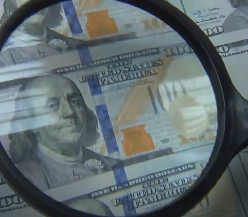 710535-50021-dolares-2520100-2520billete